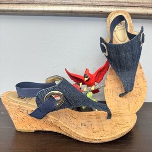 White Mountain Navy Denim and cork summer wedges size 9.5 M.